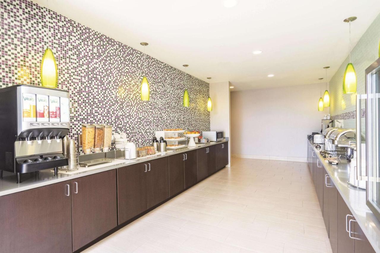 La Quinta By Wyndham Memphis Downtown Hotel Bagian luar foto
